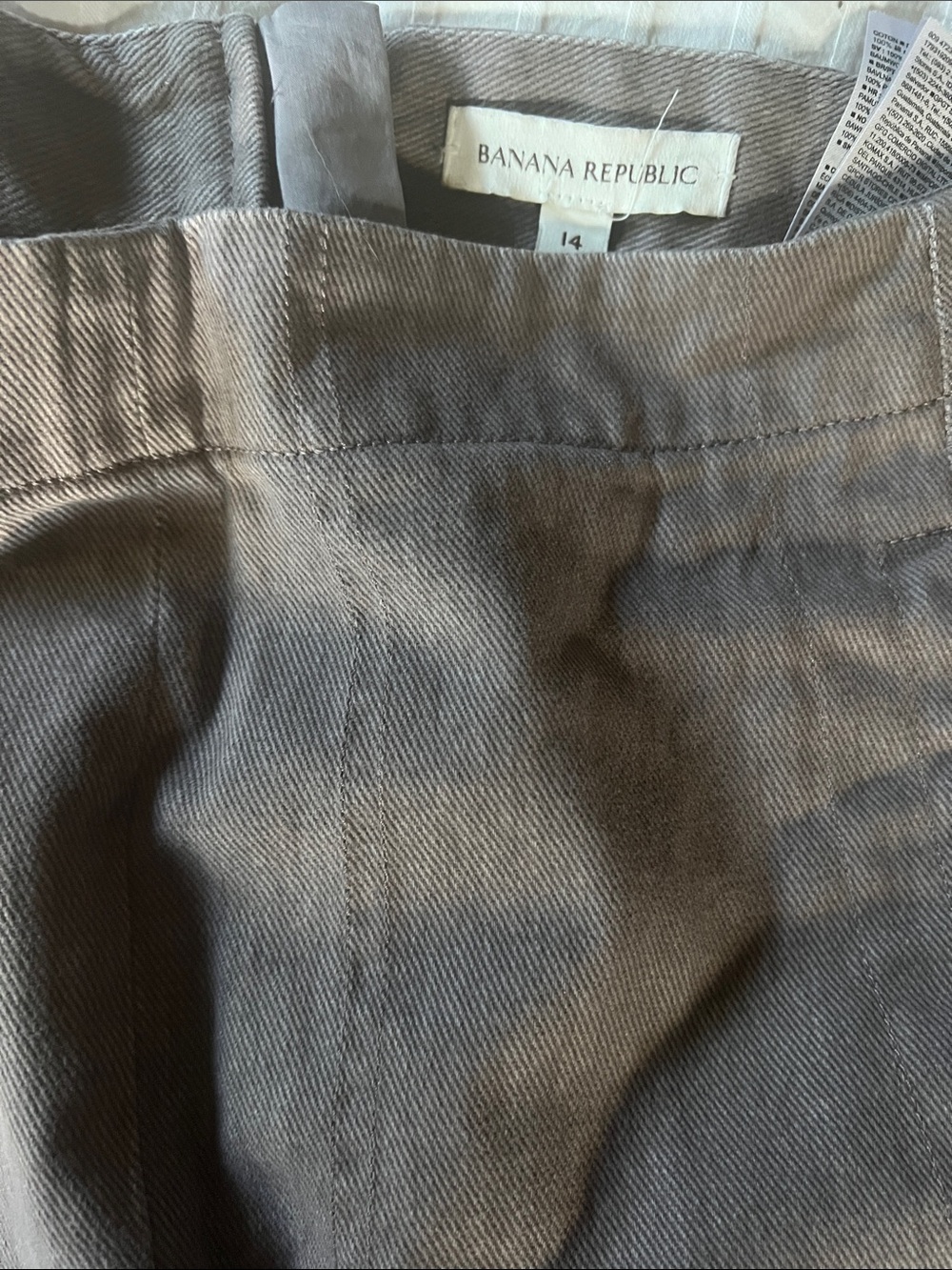 BANANA REPUBLIC HIGH-RISE UTILITY BARREL PANT, Washed Taupe Denim Twill, Size 14